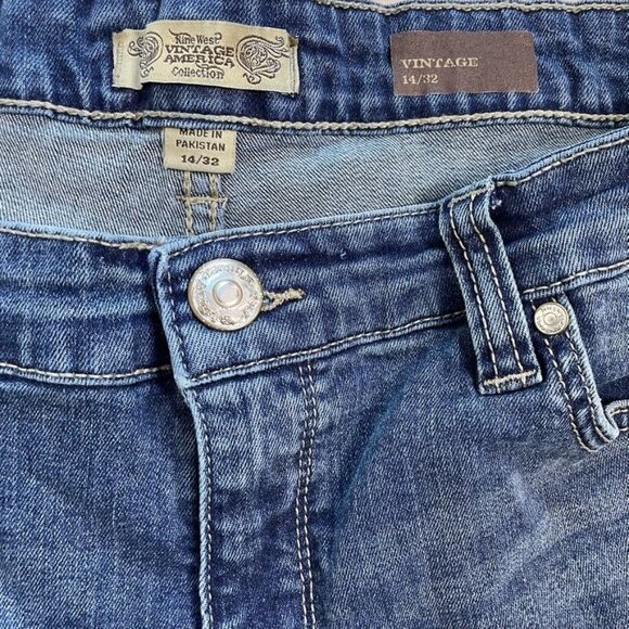 Short Shorts Denim Blue Jeans Mid Rise Factory Distressed 14 u - Picture 5 of 6